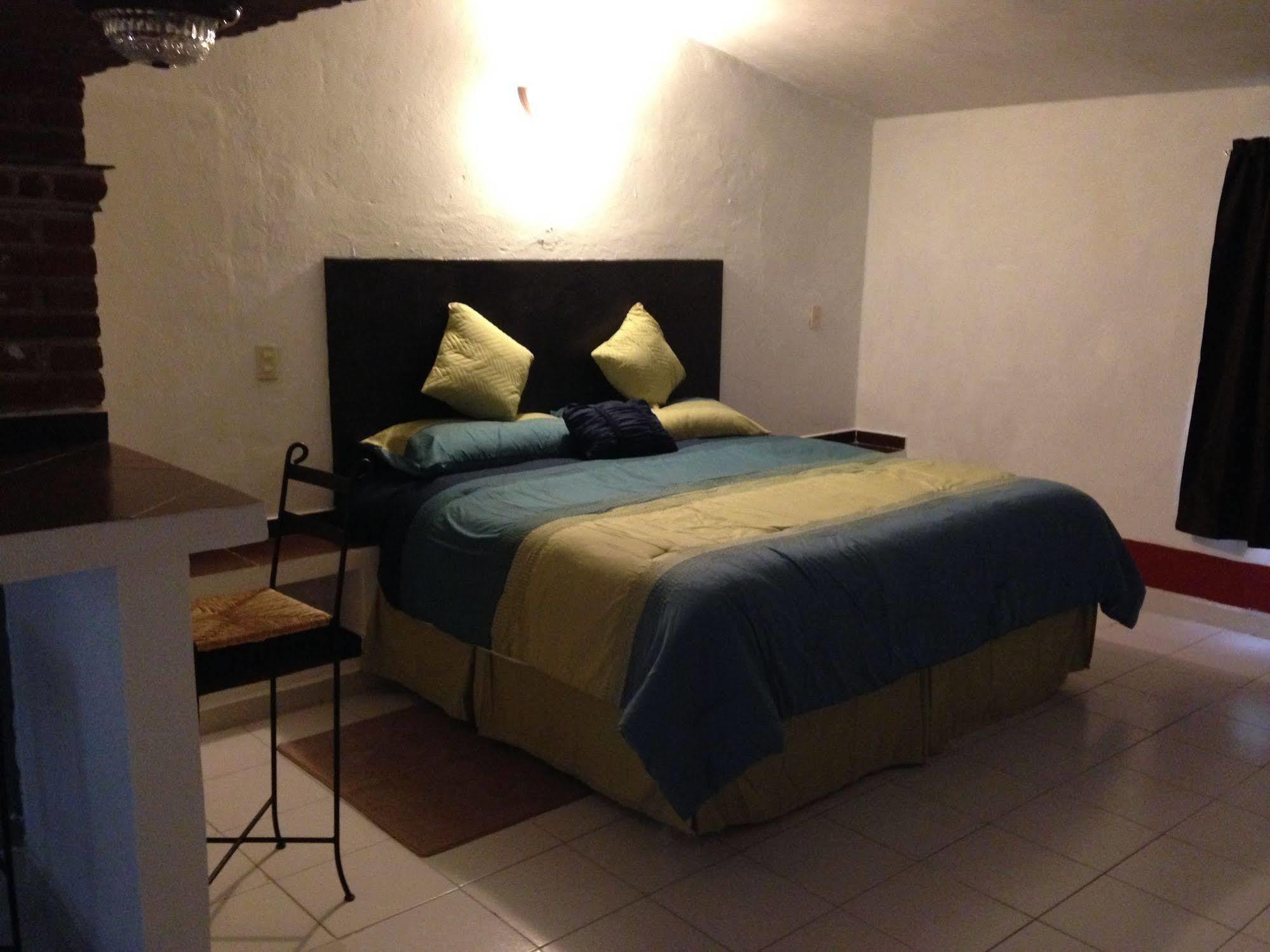 Ayenda Meson Del Rio Hotell Tepotzotlan Exteriör bild